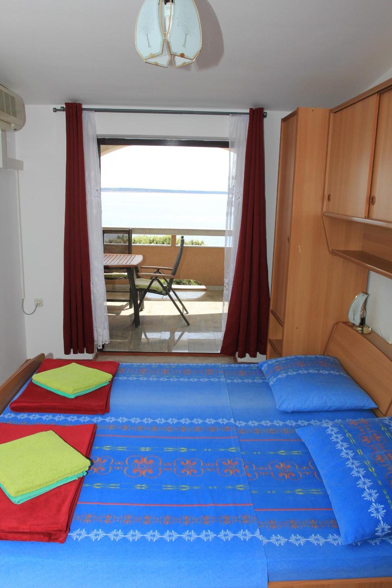 Apartments By The Sea Mandre, Pag - 8655 Kolan Quarto foto